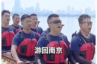 佩德里：梅西还是C罗？毫无疑问是梅西，但C罗也是一位伟大的球员